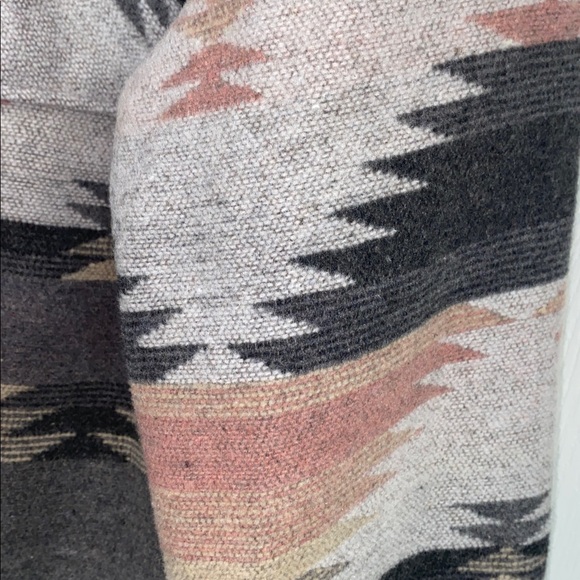 NWT River Trail Woven Flannel Shacket In Aztec Pink - Picture 5 of 11